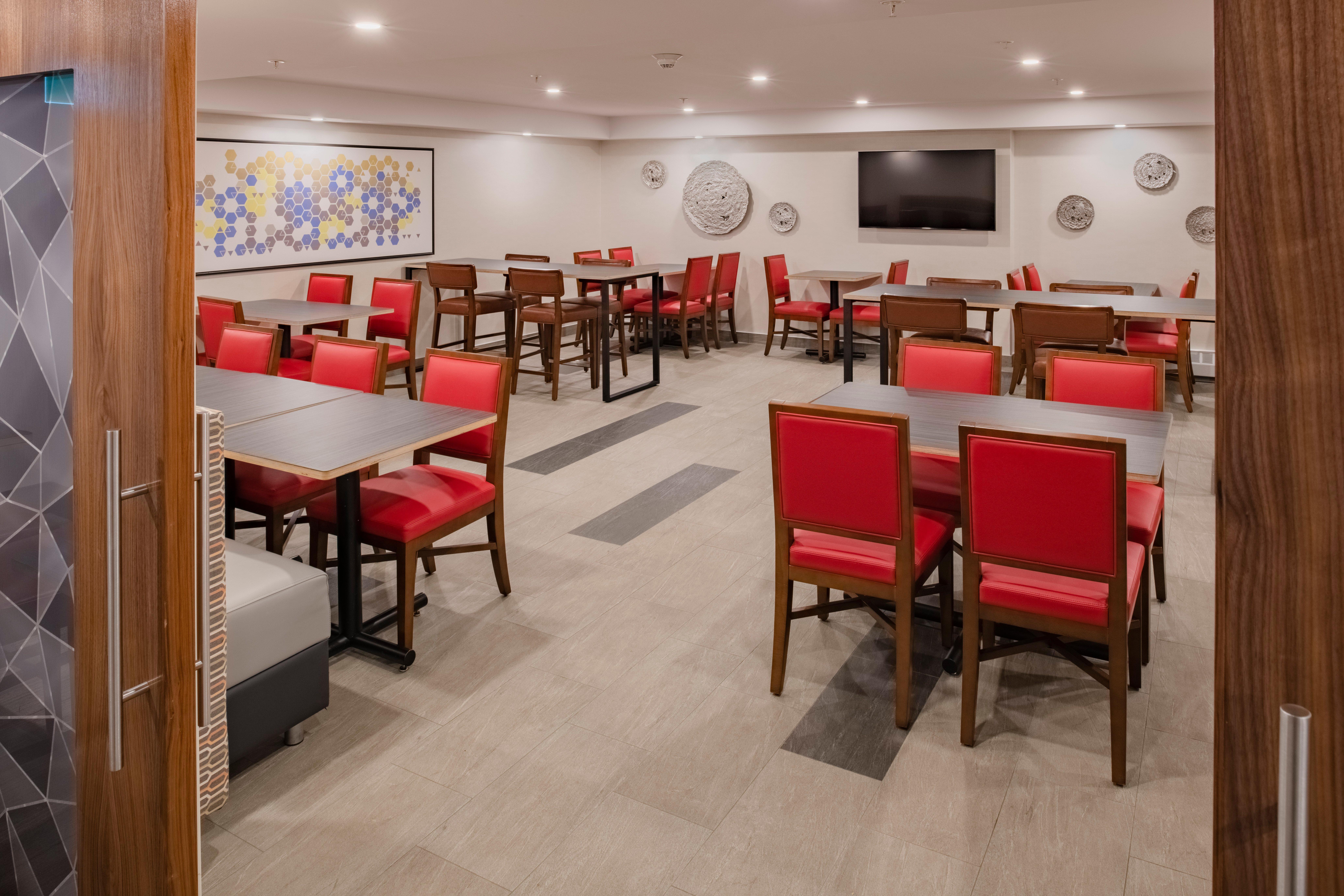 Holiday Inn Express & Suites Halifax - Bedford By Ihg Экстерьер фото