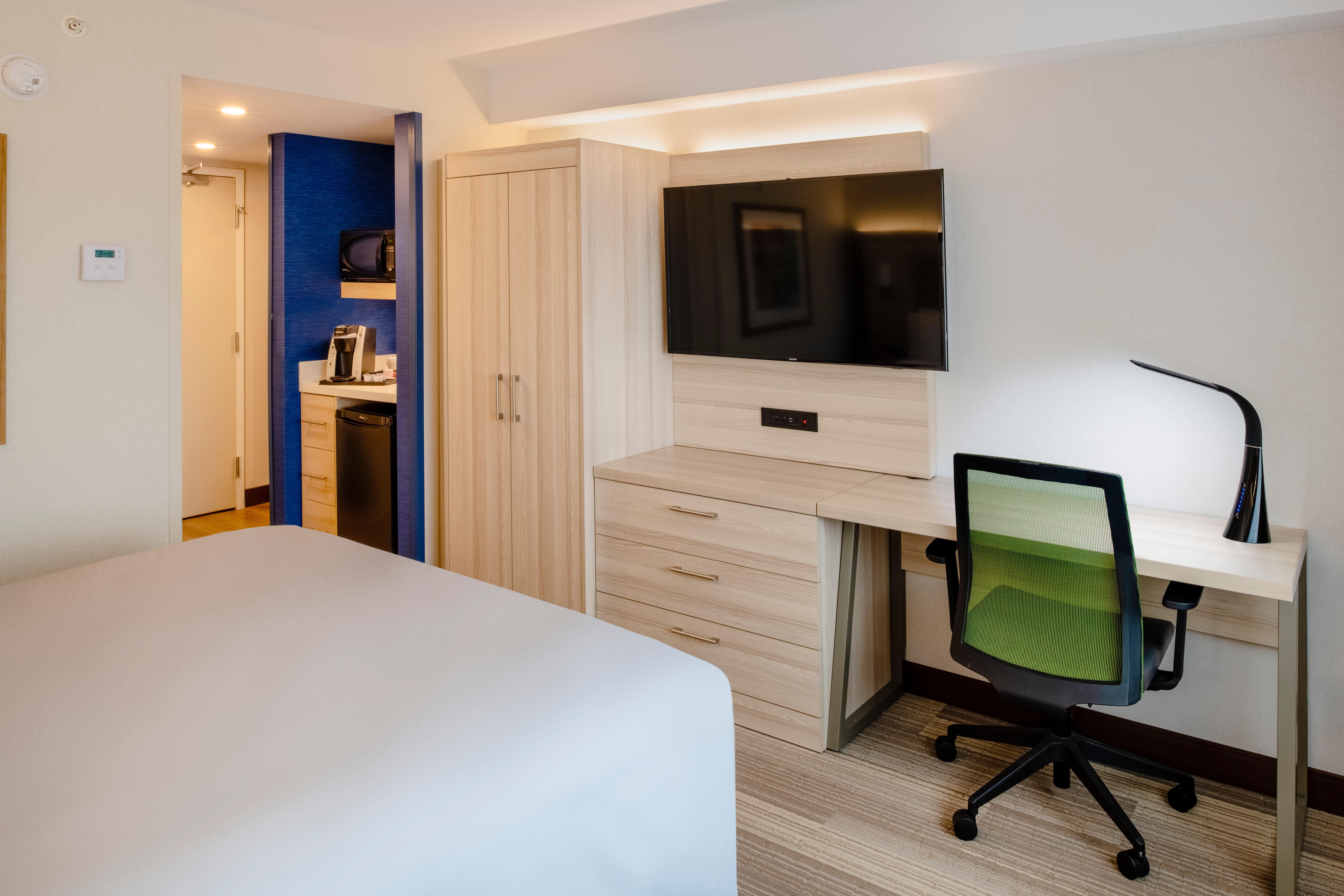 Holiday Inn Express & Suites Halifax - Bedford By Ihg Экстерьер фото