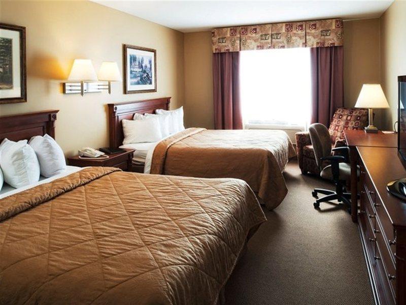 Holiday Inn Express & Suites Halifax - Bedford By Ihg Экстерьер фото
