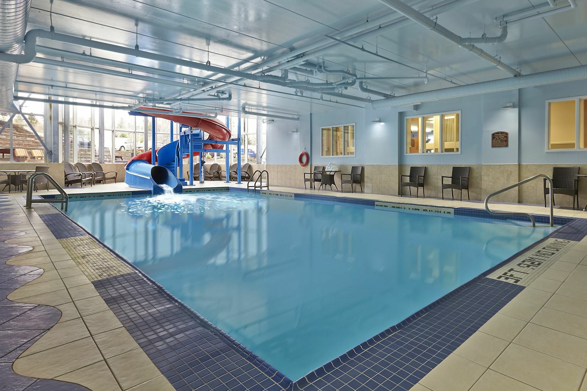 Holiday Inn Express & Suites Halifax - Bedford By Ihg Экстерьер фото