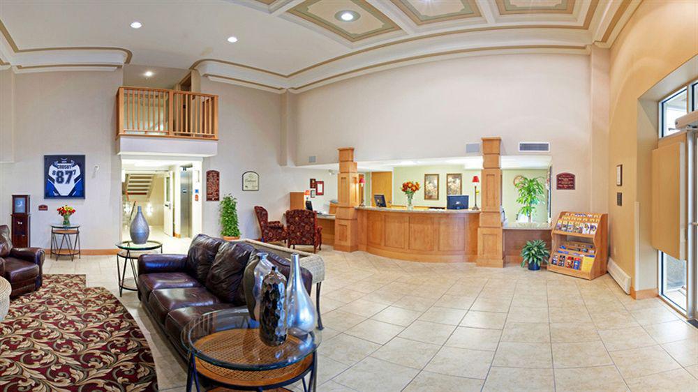 Holiday Inn Express & Suites Halifax - Bedford By Ihg Интерьер фото
